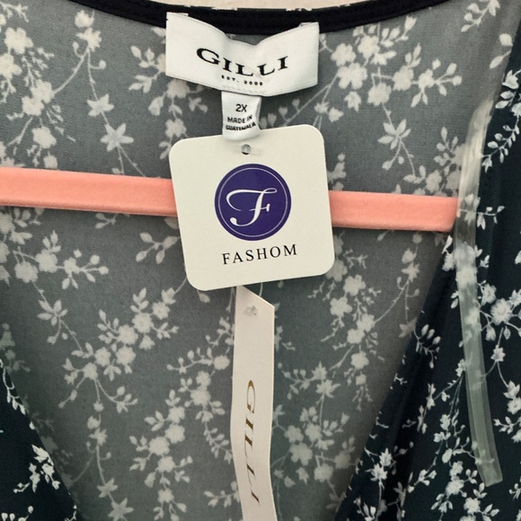 Women’s Navy Floral Short Sleeve Wrap Dress - Size 2X, NWT - Picture 2 of 4